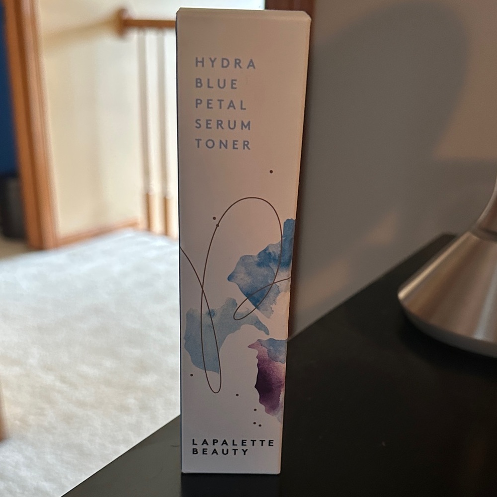 Hydra Blue Petal Serum Toner
